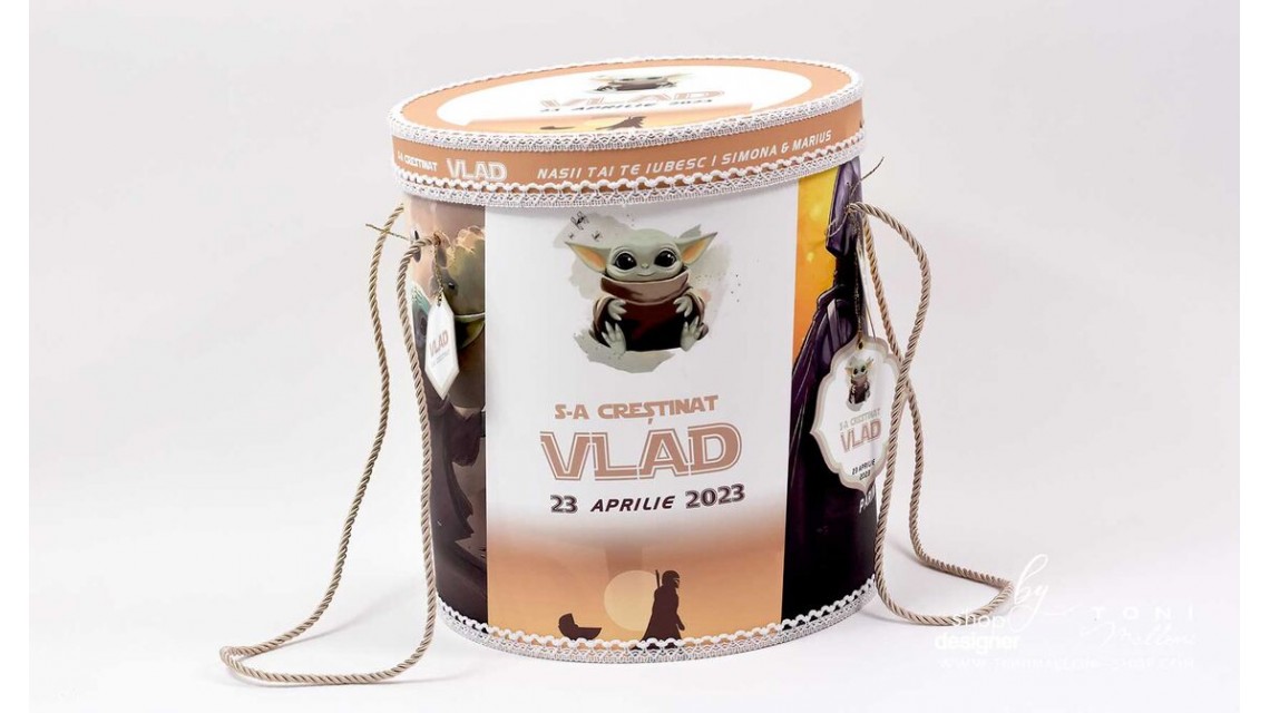 Trusou botez baieti personalizat cu Baby Yoda 23